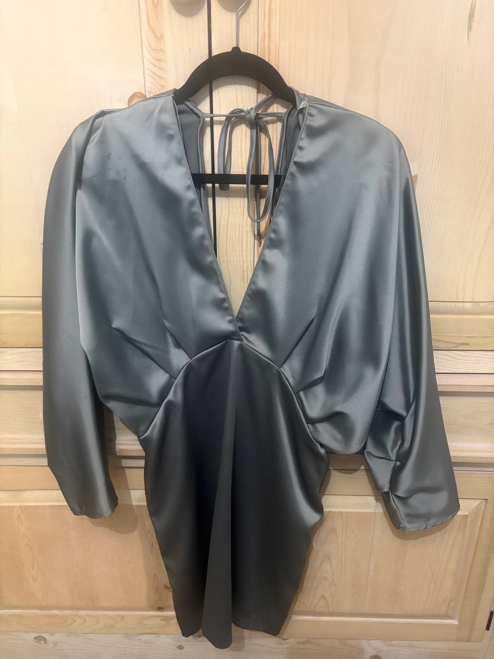 Satin V-Neck Dolman Sleeve Mini Dress in Jade Green